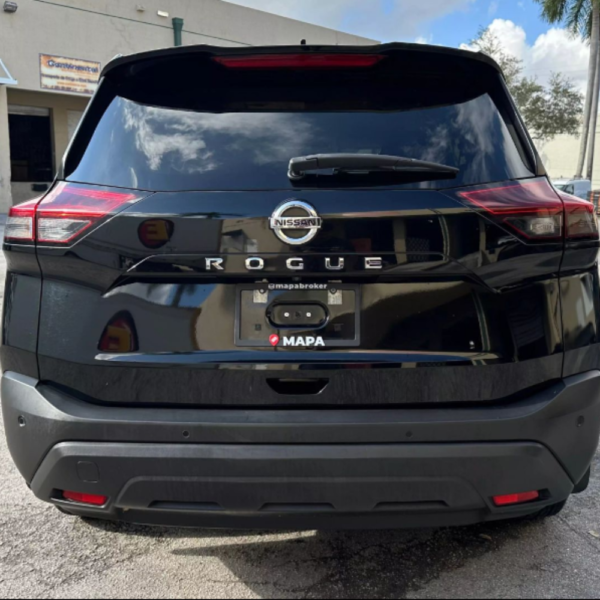 2021 NISSAN ROGUE - Image 9